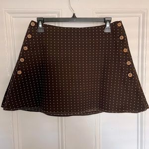 Vintage 1960’s Ellen Tracy mini-skirt with 5 button closure.